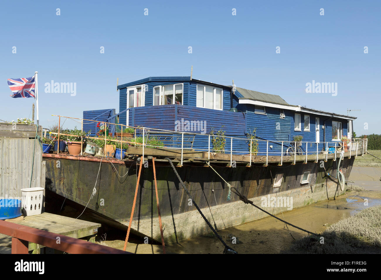 Houseboats in Shoreham harbour West Sussex. Lifestyle living on the estuary of the river Adur. Stock Photo