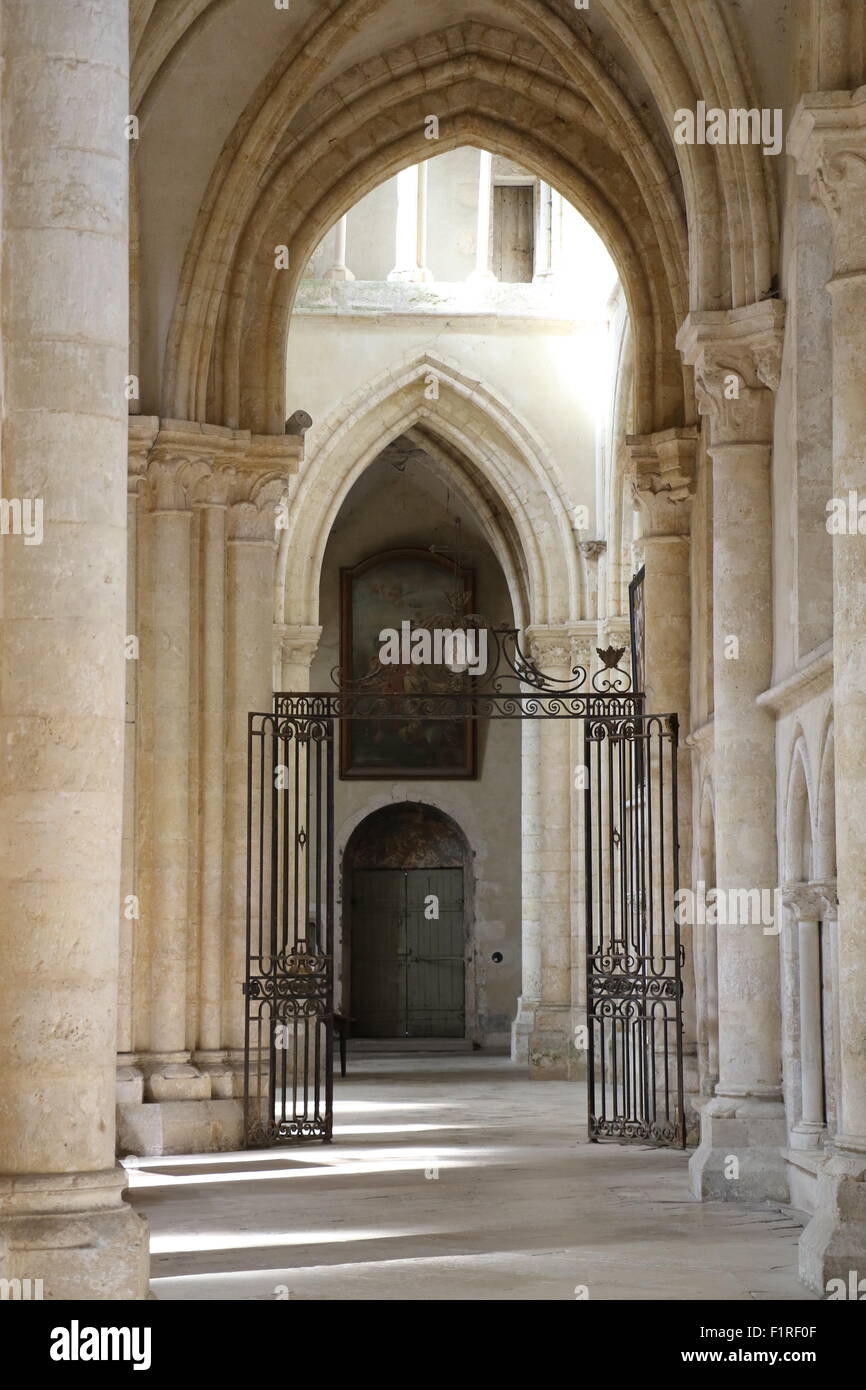 The Saint collegiate Quiriace Church in Provins Stock Photo Alamy