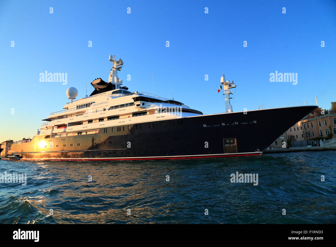 Paul Allen's yacht Octopus,  IMO 1007213 Stock Photo