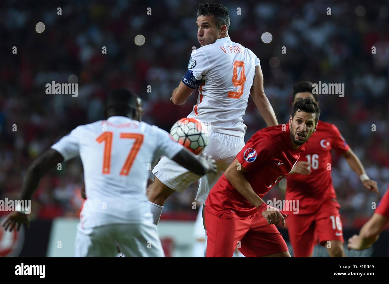 Konya, Turkey. 6th Sep, 2015. Robin van Persie (above) of the Netherlands competes during the UEFA Euro 2016 Group A qualifying match between Turkey and the Netherlands in Konya, Turkey, on Sept. 6, 2015. The Netherlands lost 0-3. Credit:  He Canling/Xinhua/Alamy Live News Stock Photo