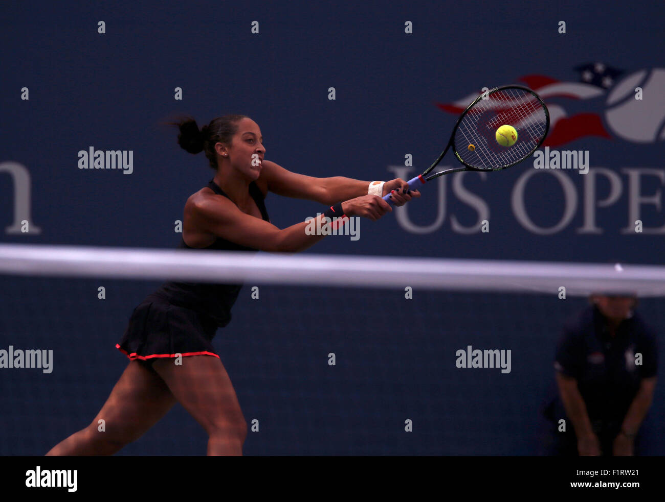 New York, USA. 6th September, 2015. Madison Keys of the United States in action against world number one, Serena Williams during their fourth round match at the U.S. Open in Flushing Meadows, New York on September 6th, 2015.   Williams won the match. Credit:  Adam Stoltman/Alamy Live News Stock Photo