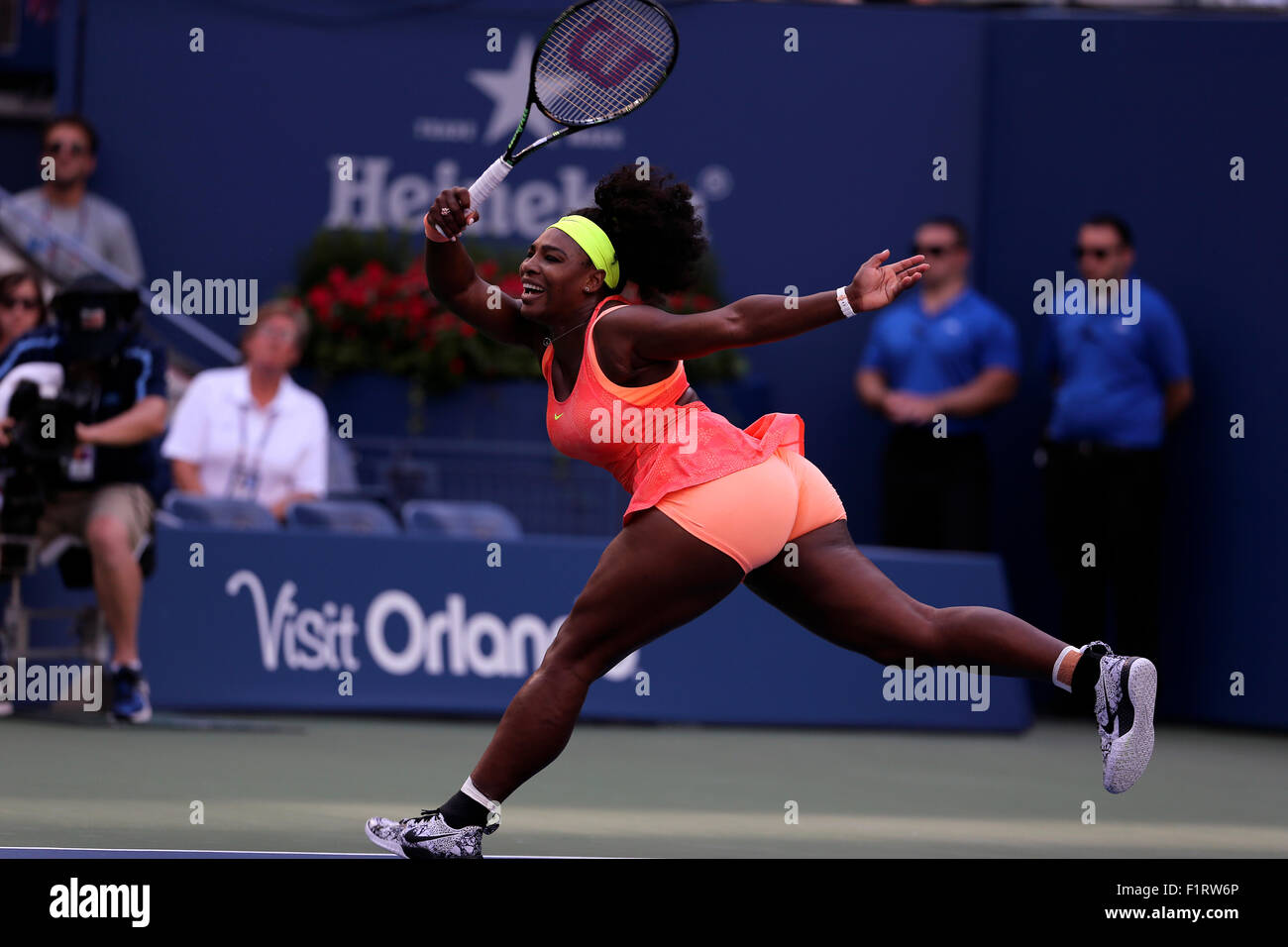 New York, USA. 6th September, 2015. Serena Williams during her fourth round match against countrywoman Madison Keys at the U.S. Open in Flushing Meadows, New York on September 6th, 2015.   Williams won the match. Credit:  Adam Stoltman/Alamy Live News Stock Photo