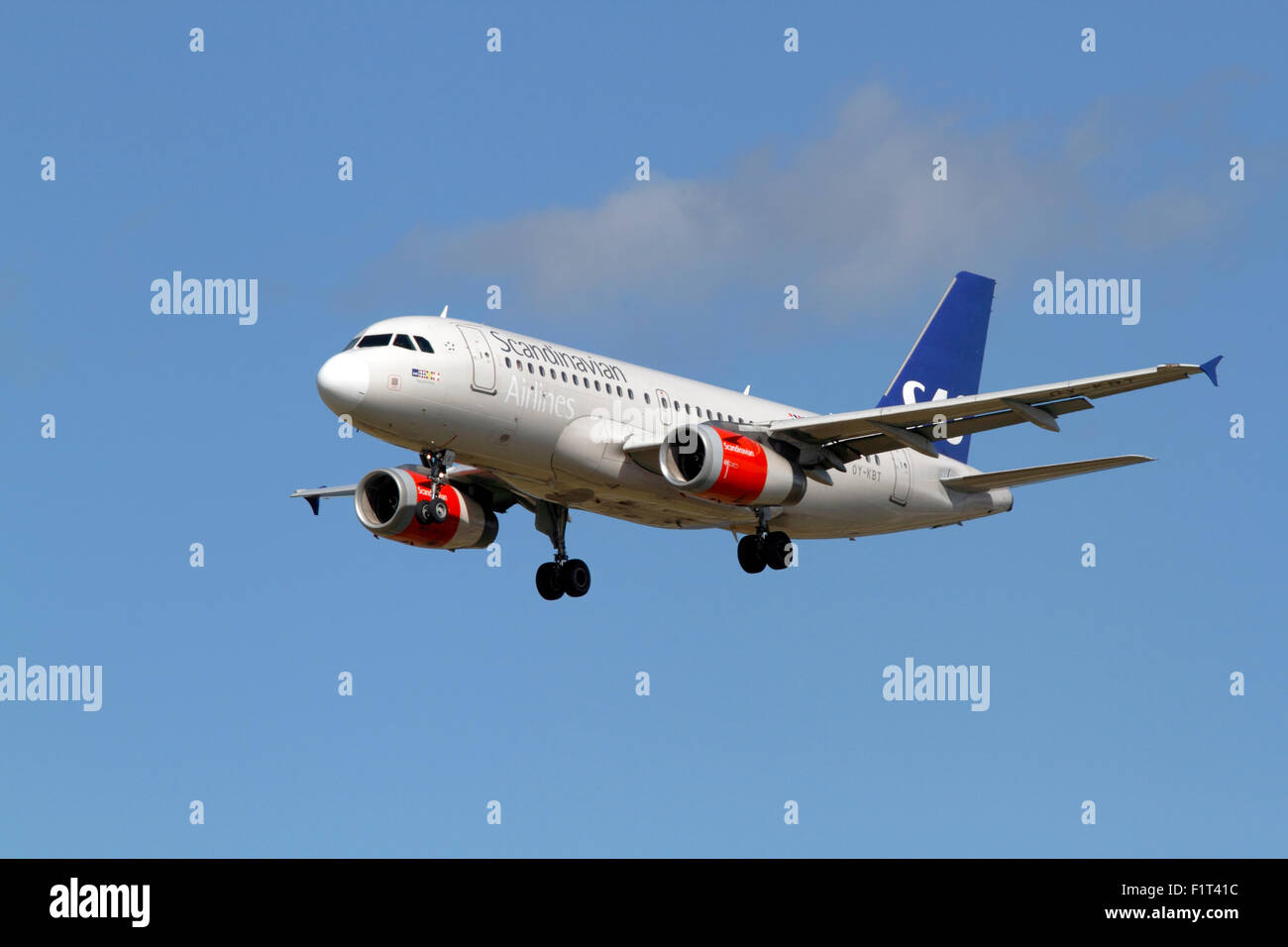 SAS, Scandinavian Airlines, SK502, OY-KBT, Airbus A319, on final approach to Copenhagen airport, CPH, from London Heathrow, UK. Stock Photo