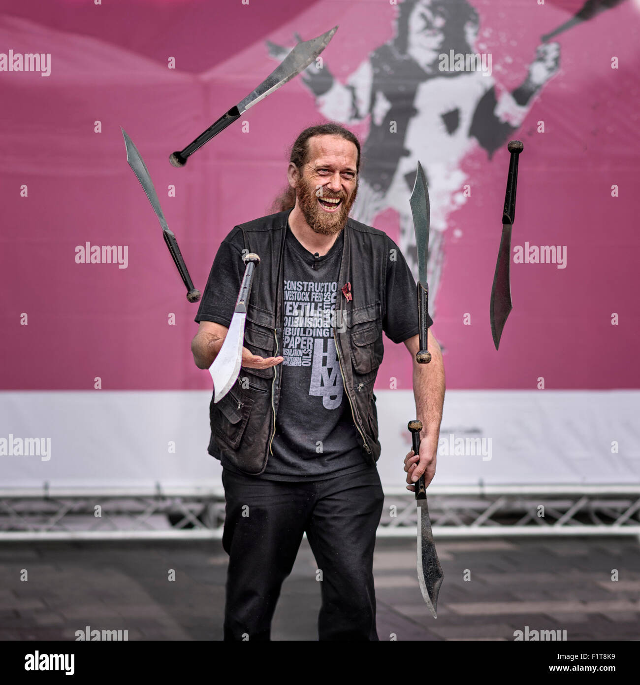Juggler JP Koala performing at the "Durham Streets" Festival Stock Photo