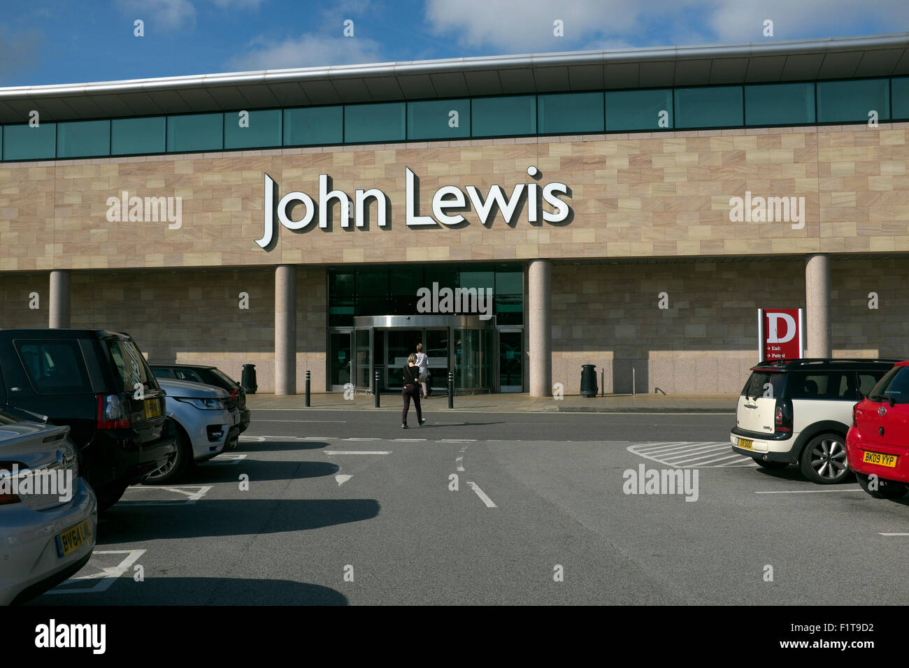John Lewis store at Cheadle Royal, south Manchester Stock Photo Alamy