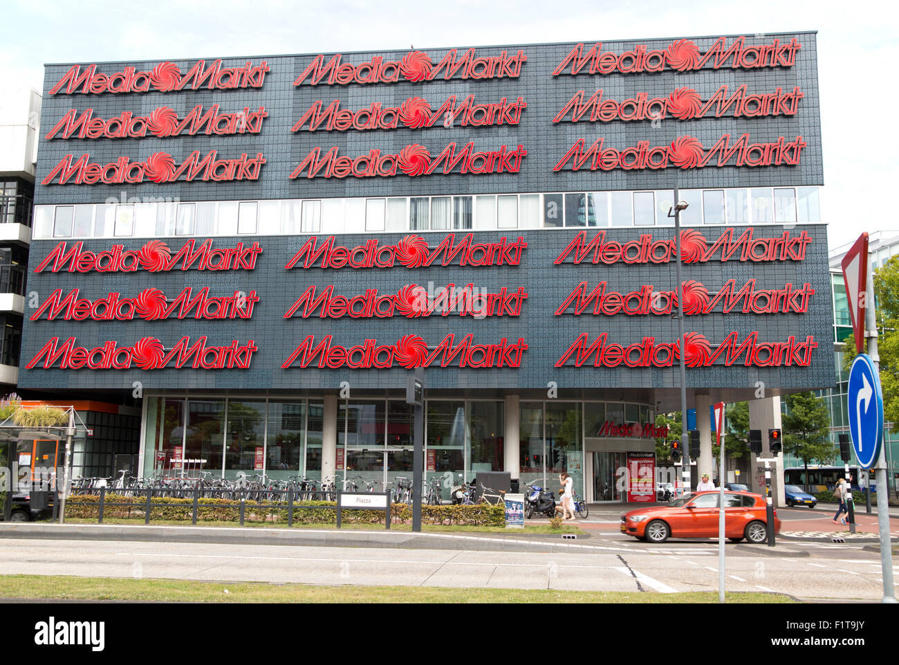 AMSTERDAM, NETHERLANDS - JULY 8, 2017: People walk by Media Markt store in  Amsterdam. Media Markt is the largest consumer electronics store chain in E  Stock Photo - Alamy