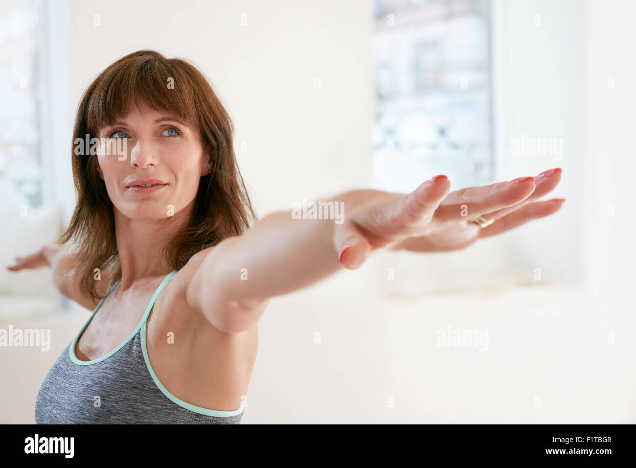Attractive Woman Outstretched Hands High Resolution Stock Photography And Images Alamy Attractive Woman Outstretched Hands High Resolution Stock Photography And Images Alamy