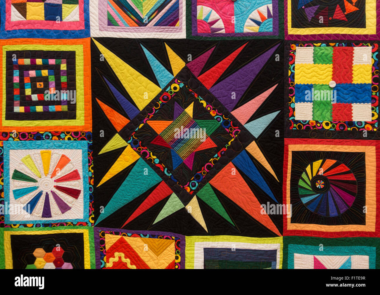 Patchwork quilts hires stock photography and images Alamy
