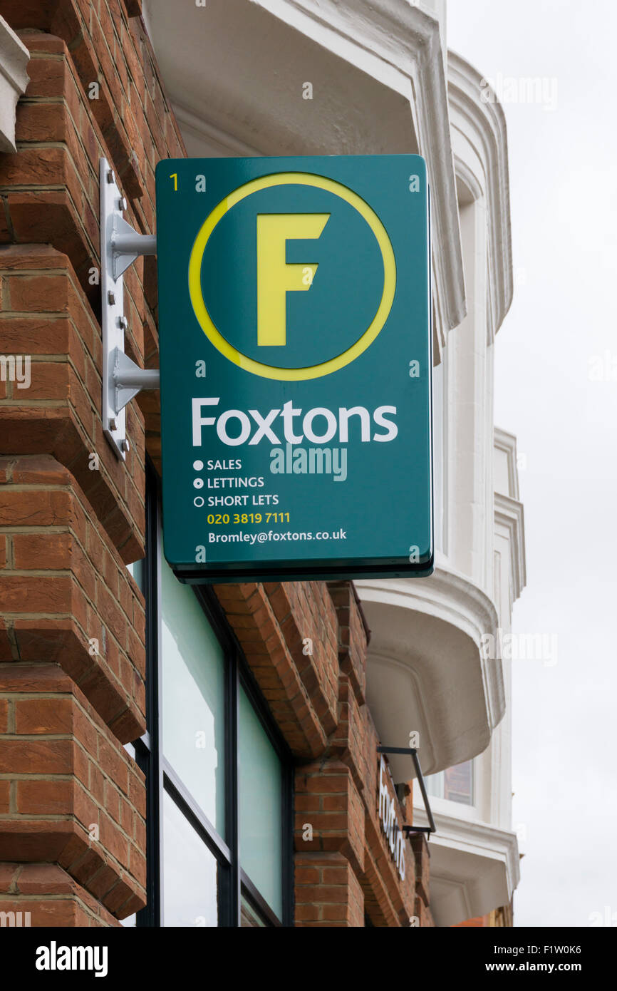 Foxtons estate agency hi-res stock photography and images - Alamy