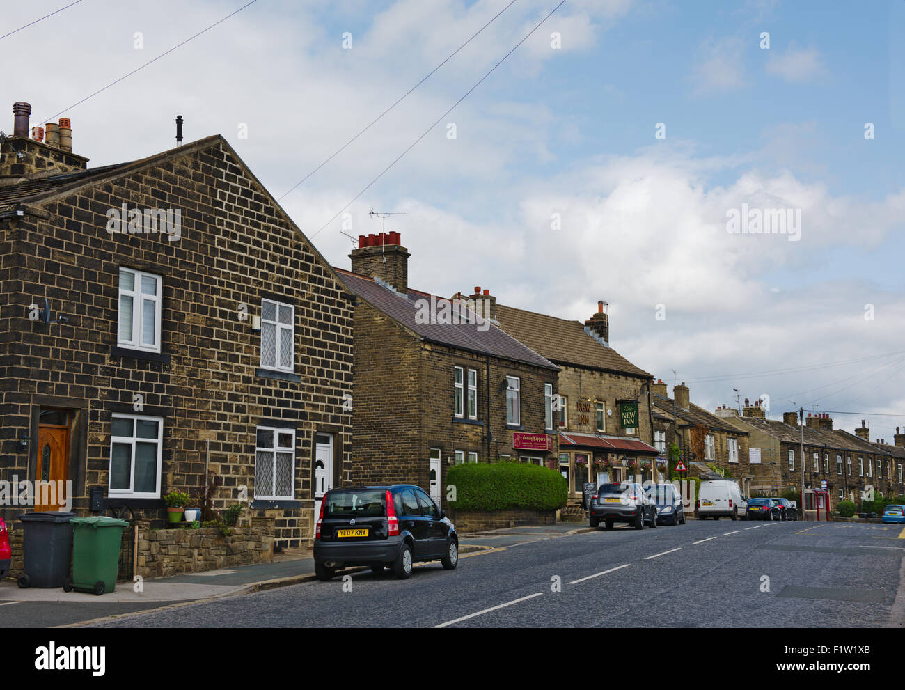 Houses in leeds hires stock photography and images Alamy