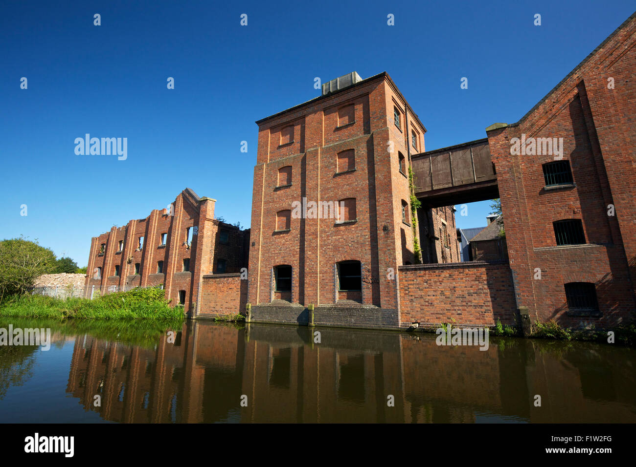 Langley Maltings Titford Canal Oldbury West Midlands England UK Stock