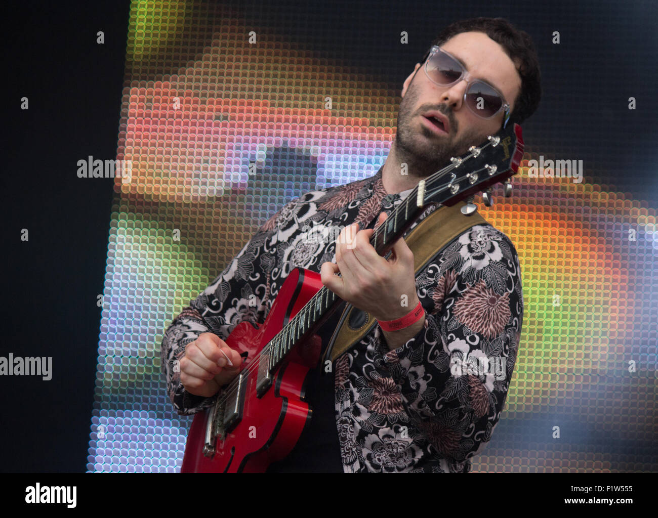 Stuart Jones of The Sunshine Underground playing guitar at Victorious ...