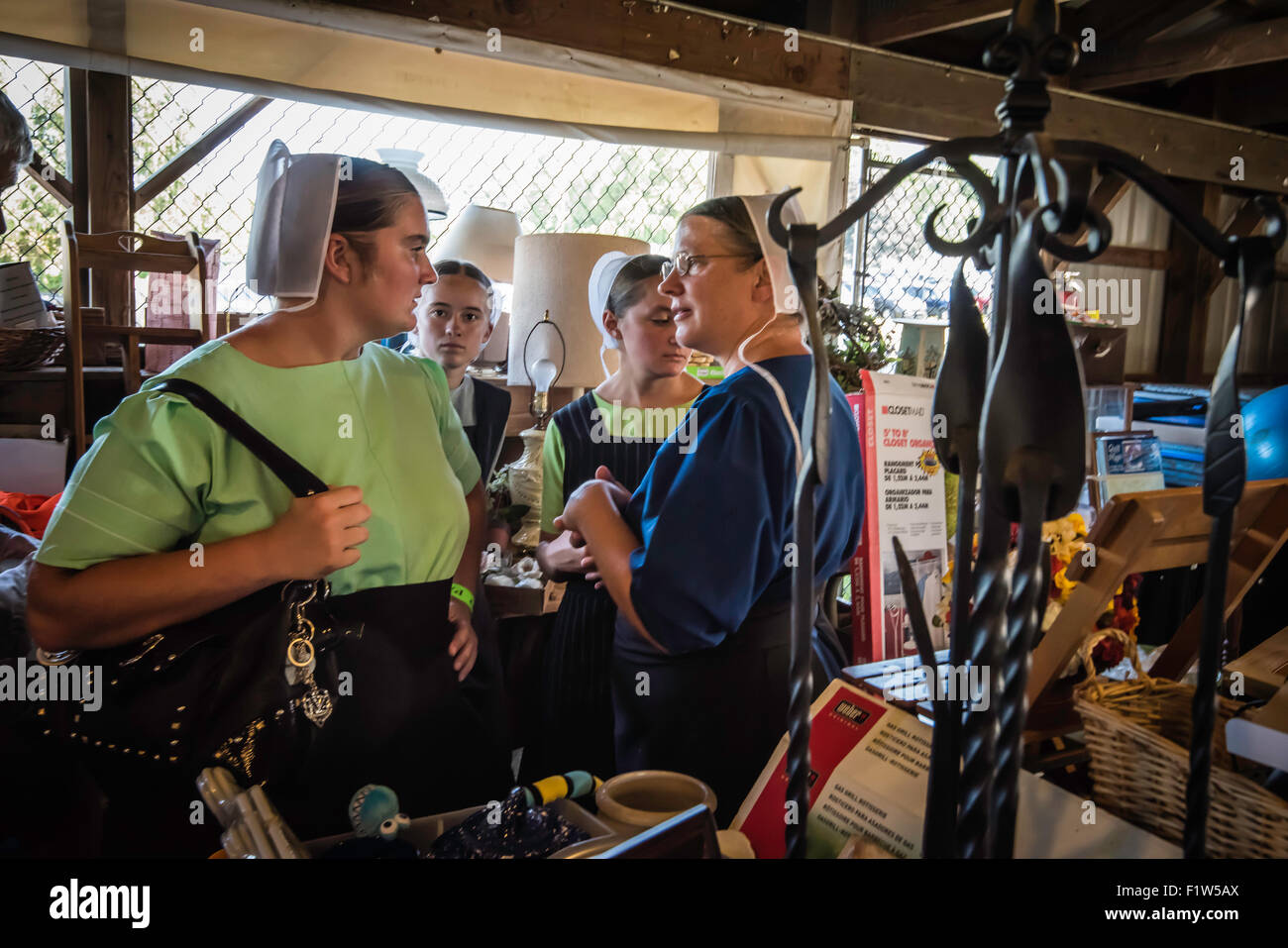 Annual Hospice Charity Auction, Lancaster, PA. Selling Amish Quilts, Handmade furniture, sports