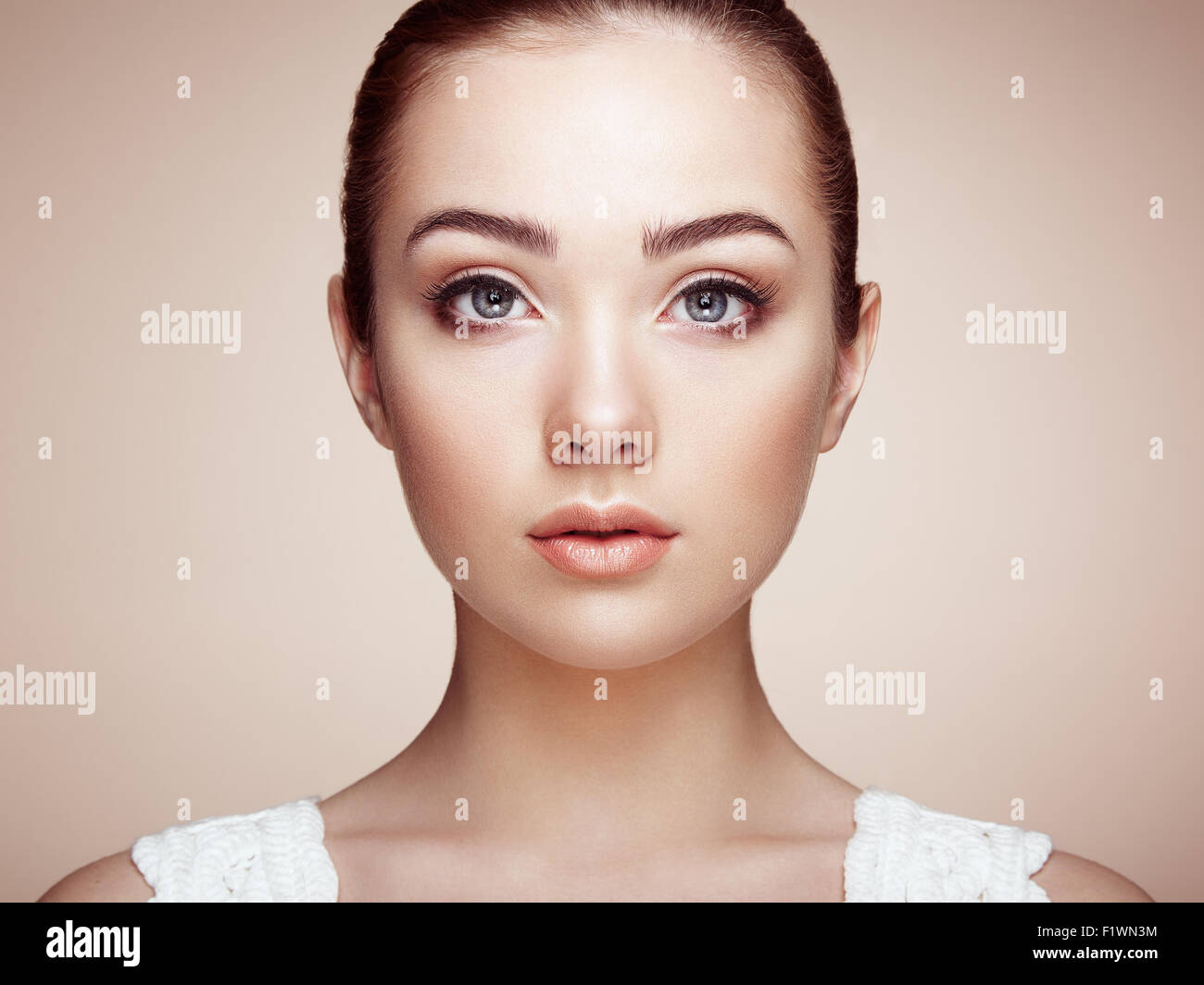 Beautiful woman face. Perfect makeup. Beauty fashion. Eyelashes. Cosmetic Eyeshadow Stock Photo