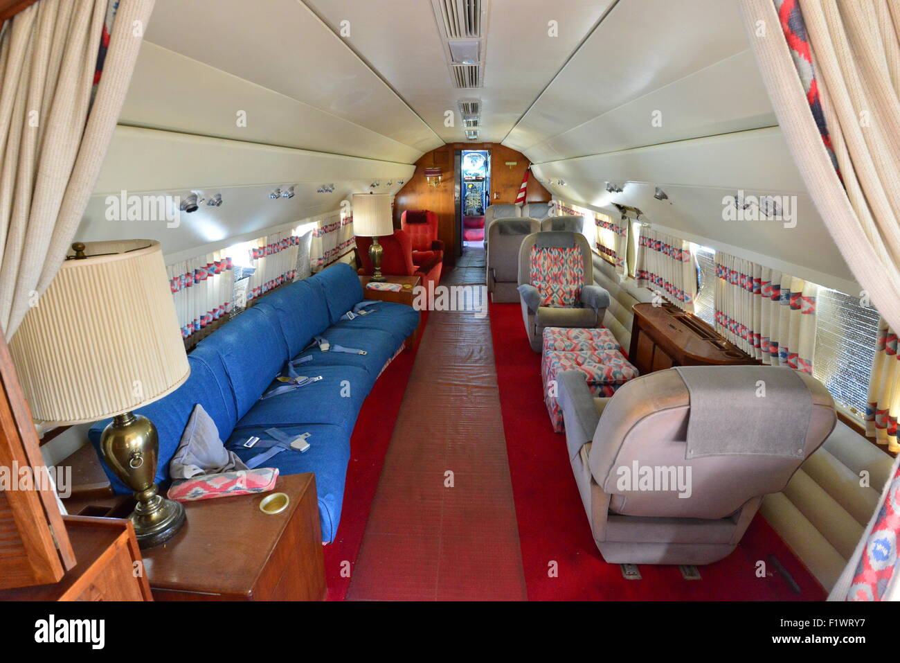 Gravy train hi-res stock photography and images - Alamy