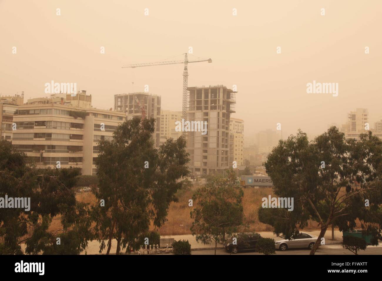 Beirut, Lebanon. 8th Sep, 2015. A sandstorm hits Beirut, capital of Lebanon, on Sept. 8, 2015. An 'unprecedented' sandstorm has hit several regions in the Bekaa, North and South of Lebanon on Tuesday, bringing visibility to extremely low levels. © Liu Shun/Xinhua/Alamy Live News Stock Photo
