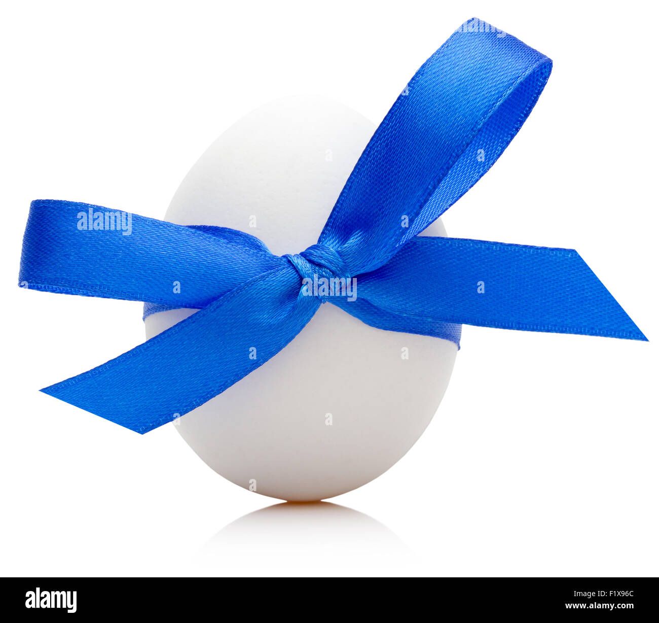 Easter egg with festive blue bow isolated on white background Stock ...