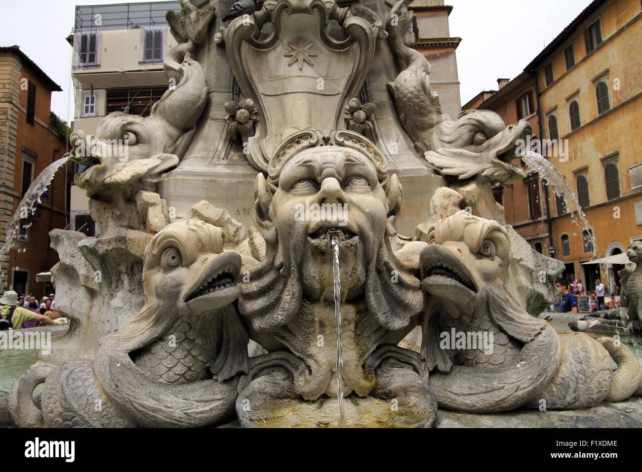 Fontaine du Panthéon. Piazza della Rotonda (Place de la Rotonde). Rome, Italie. Stock Photo