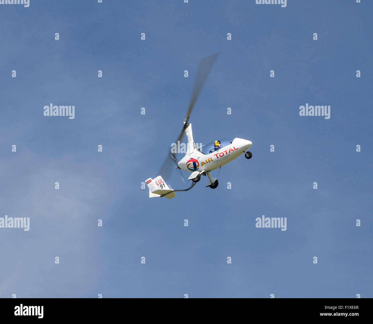 RotorSport Calidus autogyro flying at the 2015 Shoreham Airshow Stock Photo