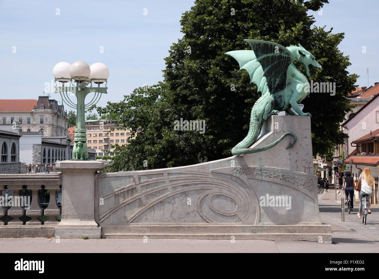 Dragon - symbol of the Slovenian capital on the Dragon Bridge in Ljubljana, Slovenia Stock Photo