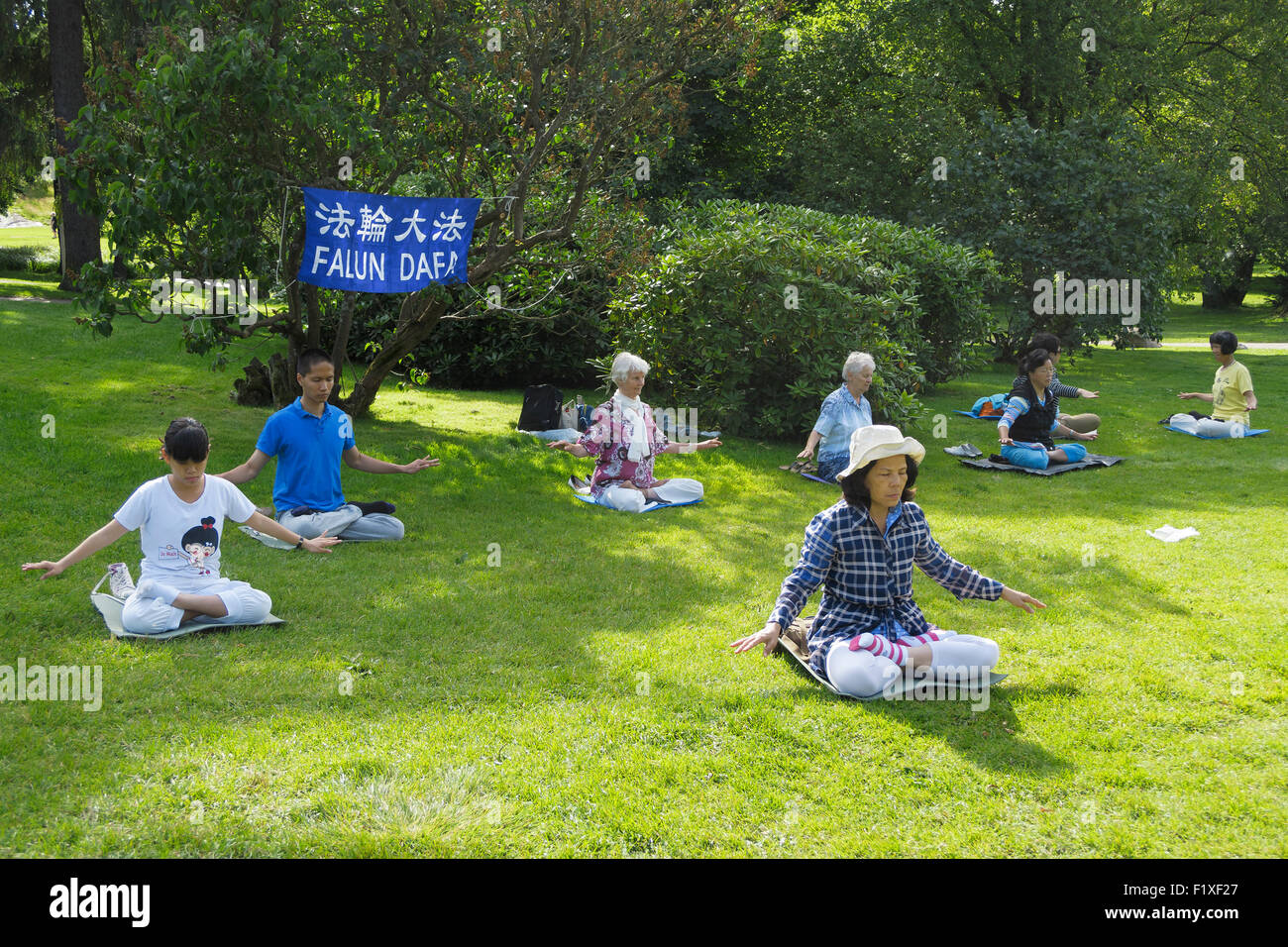 Falun Gong practicioners Stock Photo