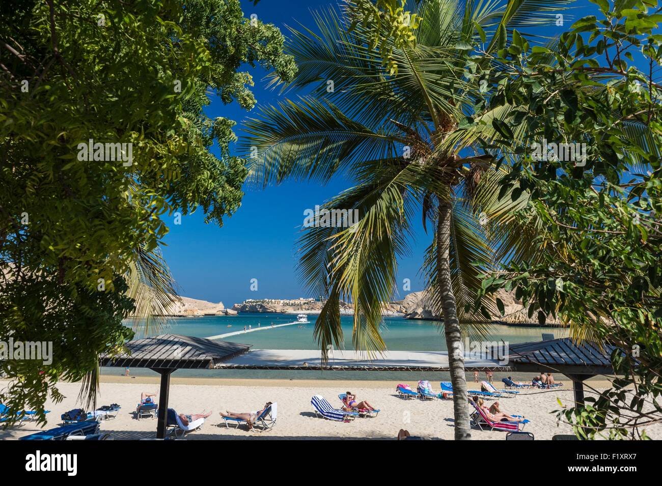 Sultanate of Oman, gouvernorate of Mascate, Bandar Jissah, the beach of the Oman Dive Centre Stock Photo