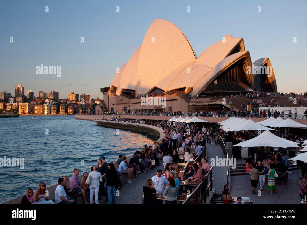 Rays symbol hi-res stock photography and images - Alamy