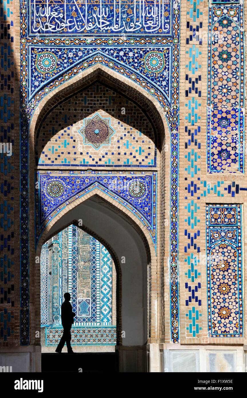 Uzbekistan, Samarkand, listed as World Heritage by UNESCO, silhouette of a man in the Shah-i-Zinda necropolis Stock Photo