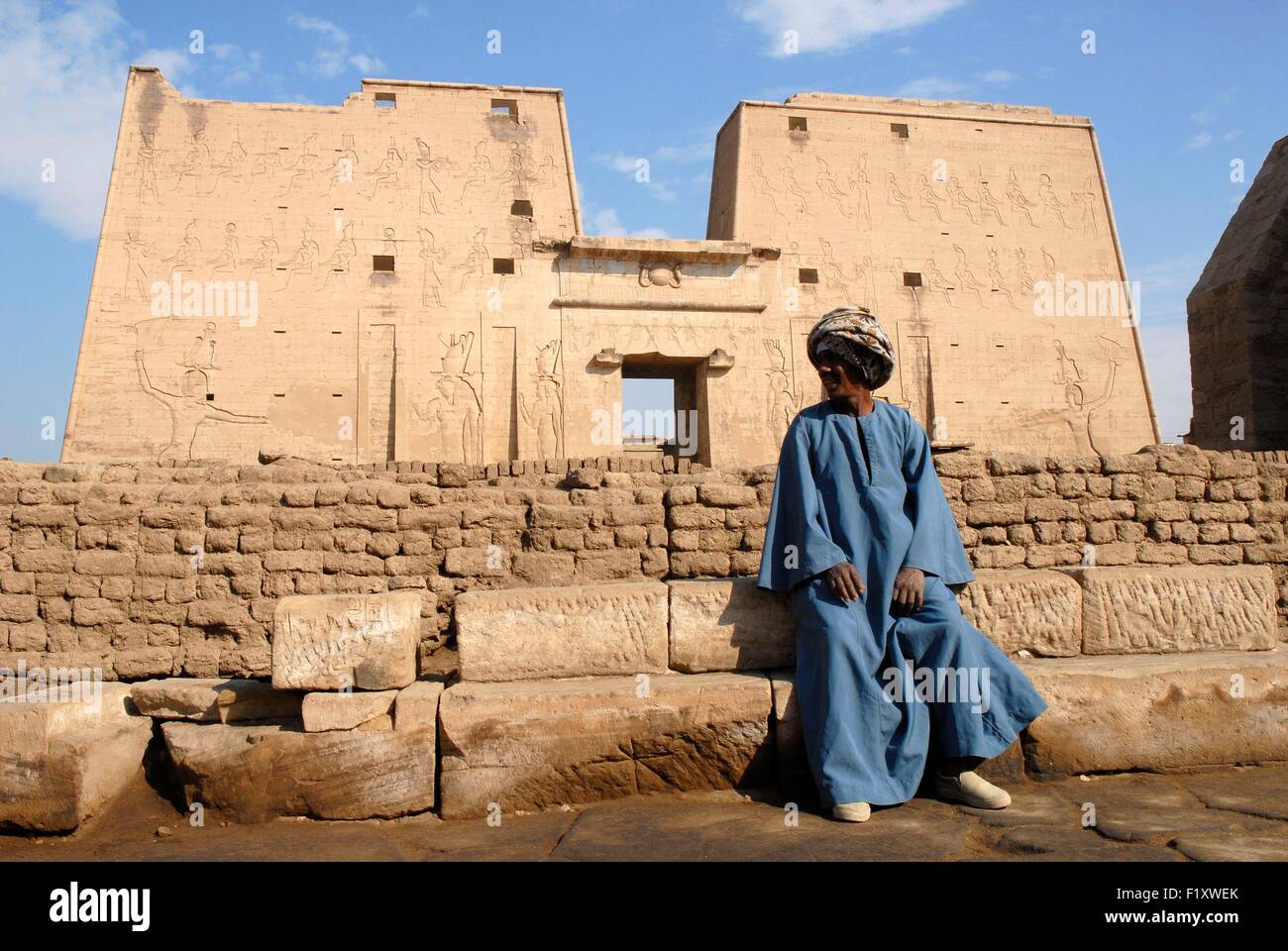 Egypt, Upper Egypt, Edfu, temple Stock Photo - Alamy