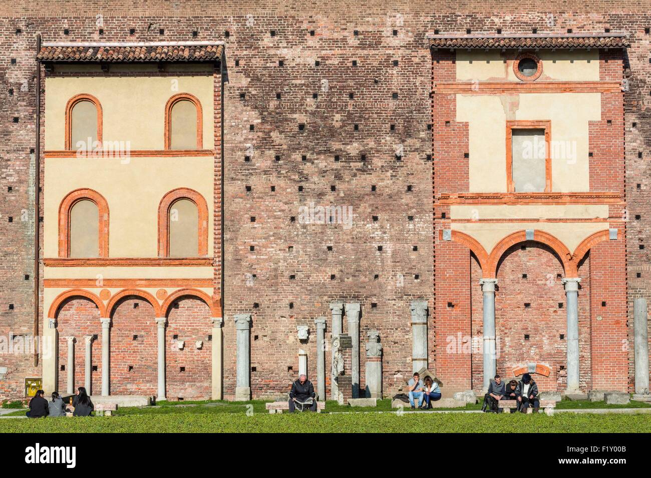 Italy, Lombardy, Milan, Castello Sforzesco (Sforza Castle) built in the 15th century by Francesco Sforza (Duke of Milan), courtyard Stock Photo