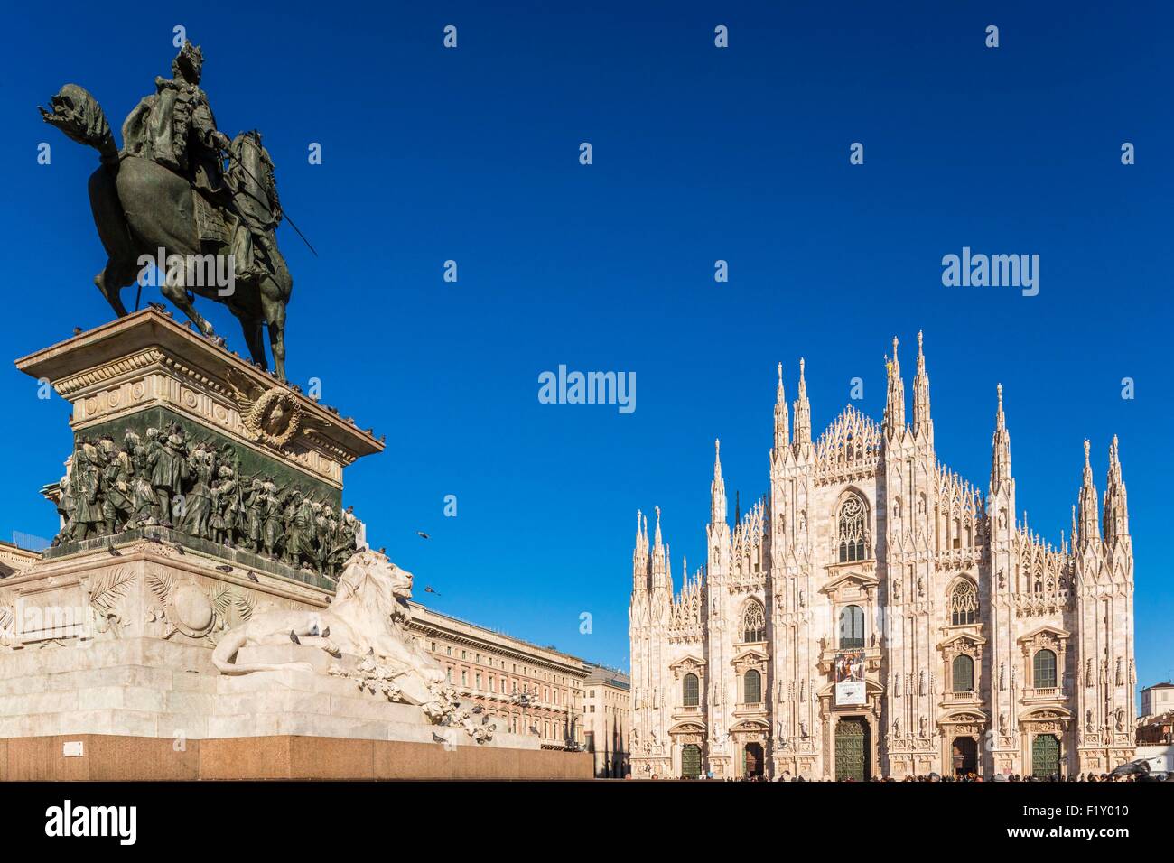 Italy, Lombardy, Milan, Piazza del Duomo, equestrian statue of Victor Emmanuel II of Italy (1820-1878) and the Cathedral of the Nativity of the Holy Virgin (Duomo) built between the 14th century and the 19th century Stock Photo