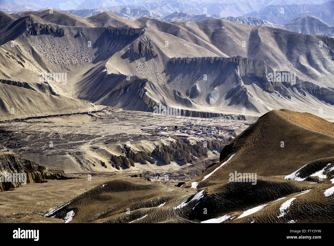 Nepal, Gandaki zone, Upper Mustang (near the border with Tibet), small village in a valley near Tsarang Stock Photo