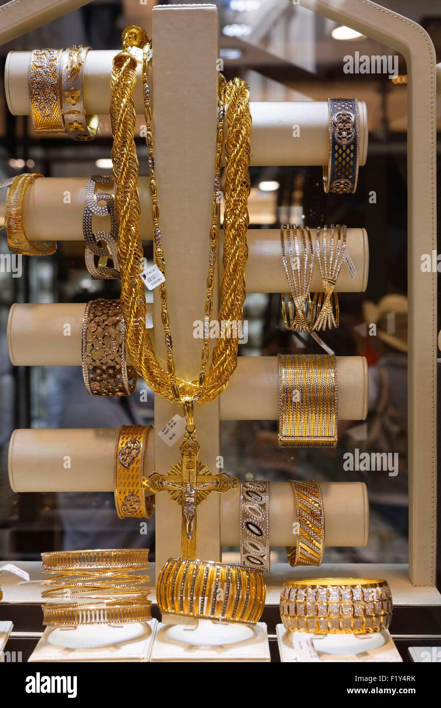United Arab Emirates, Dubai, Deira, Gold Souk et Parfums Souk, jewelry showcase Stock Photo