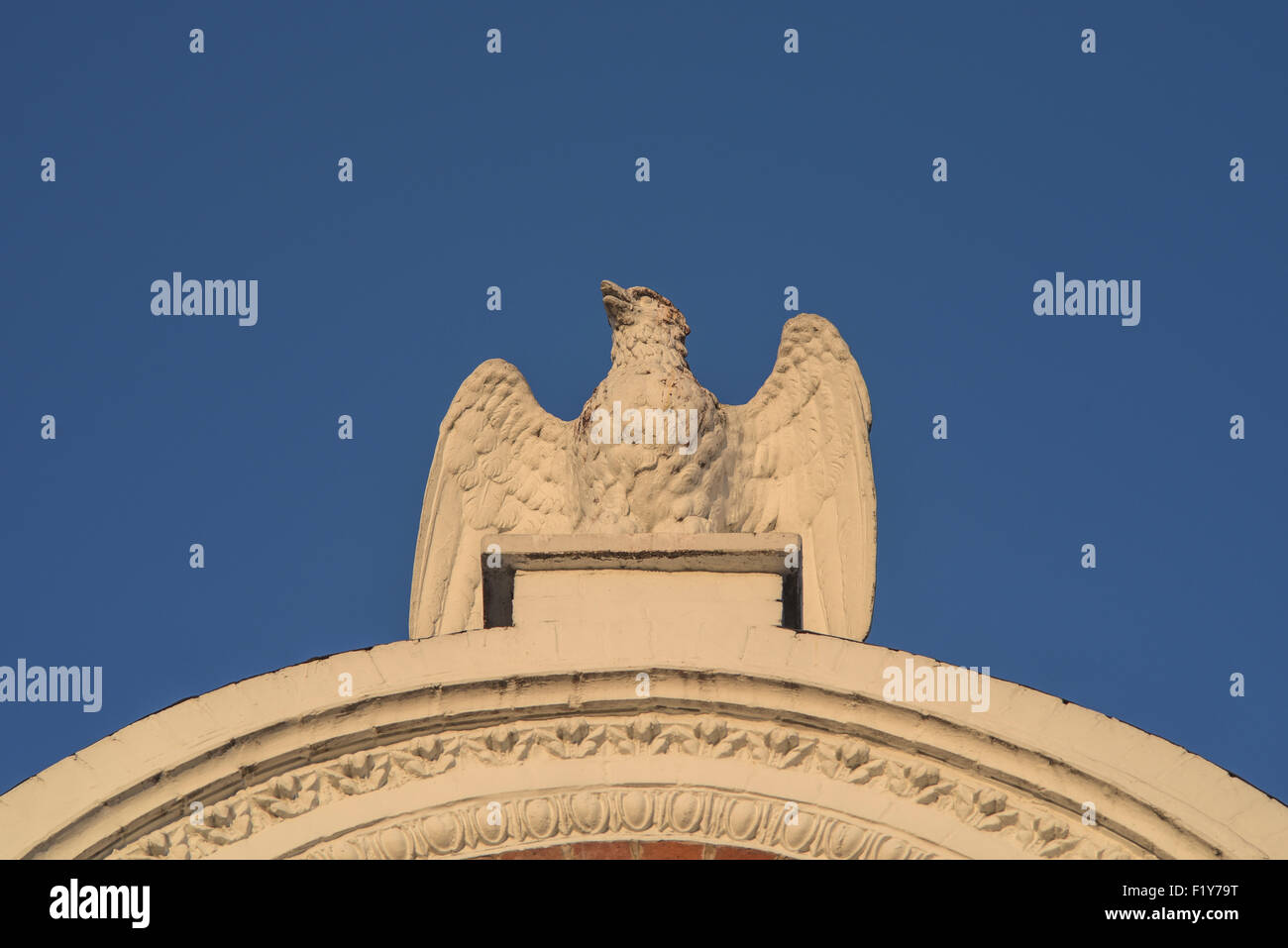 Eagle on a house in Kingston-upon-Thames Stock Photo