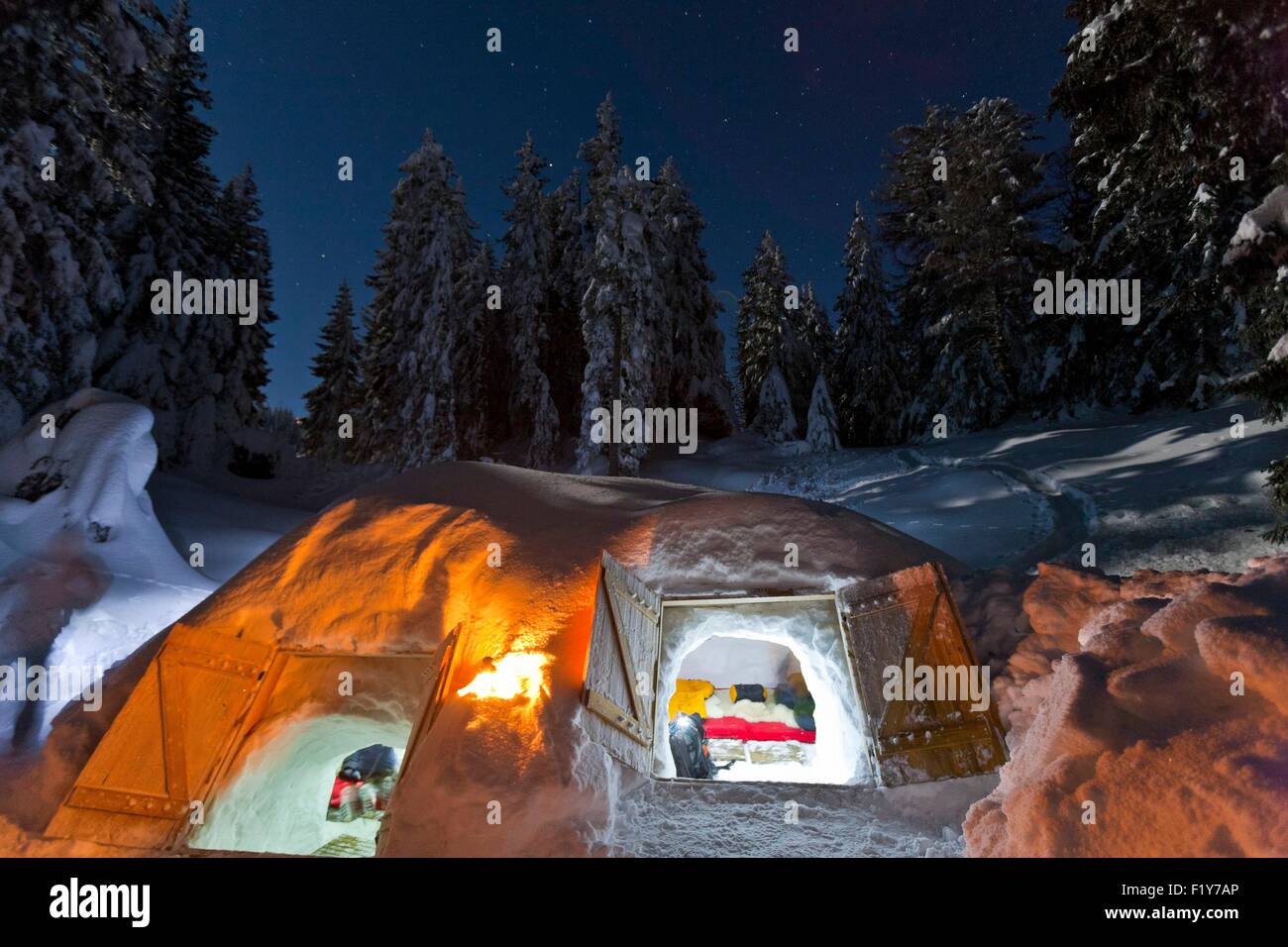 France, Haute-Savoie, the Alps Bivouac proposes nights in igloo in Semnoz Stock Photo
