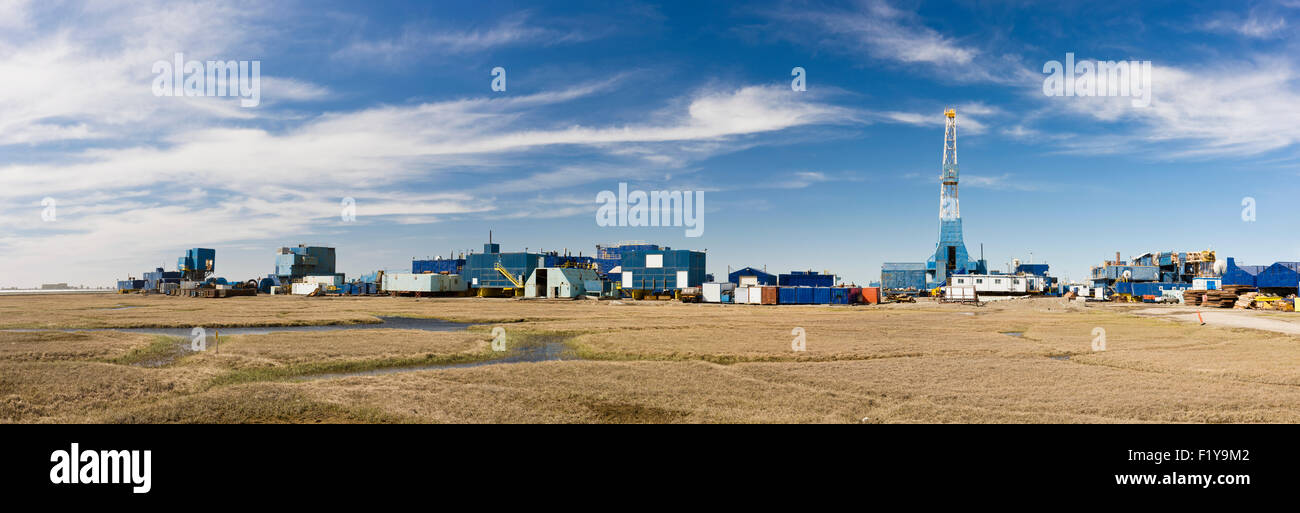 Alaska drilling oil rig industry prudhoe bay hires stock photography and images Alamy