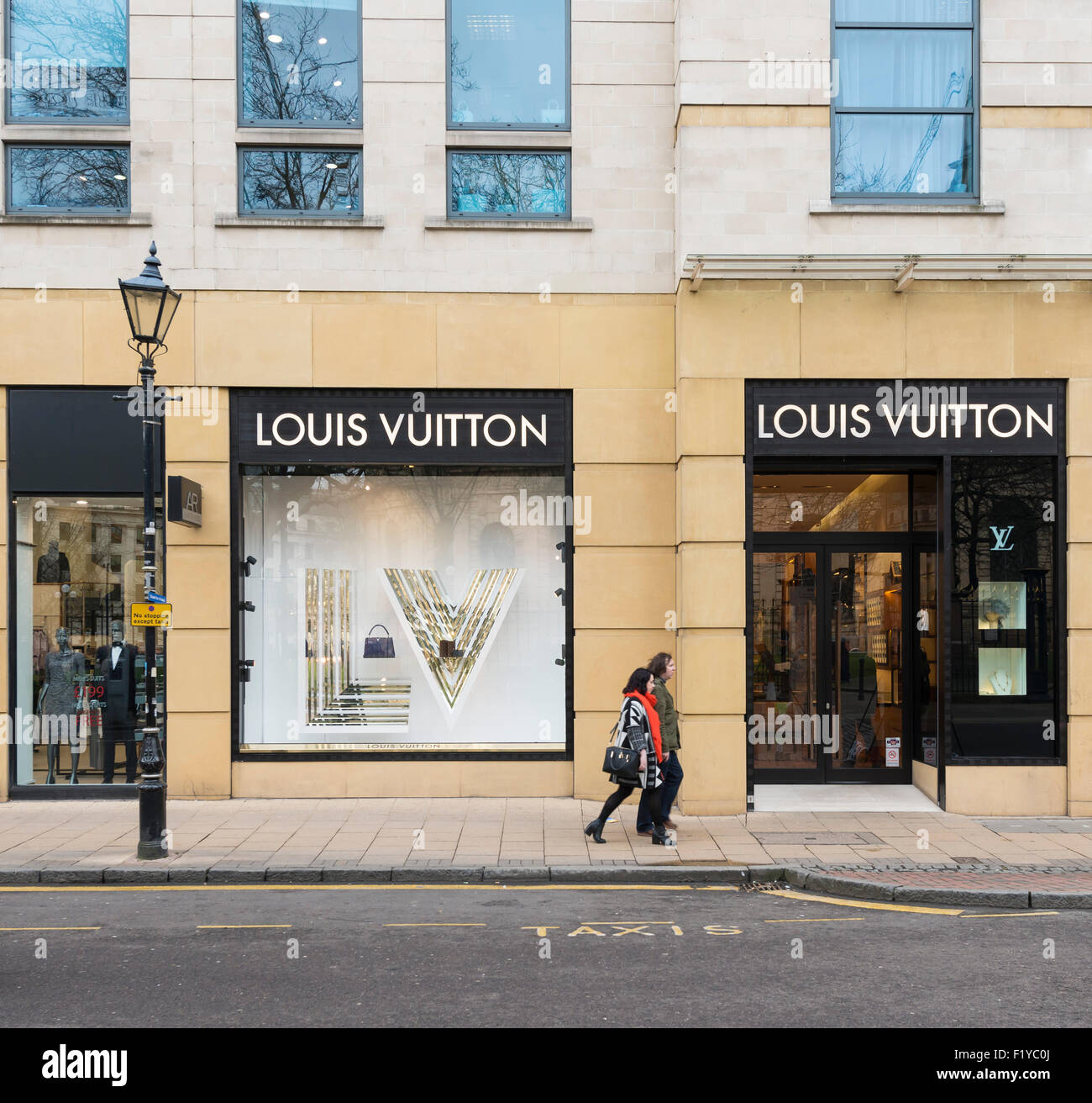 Louis Vuitton Birmingham Stock Photo - Alamy