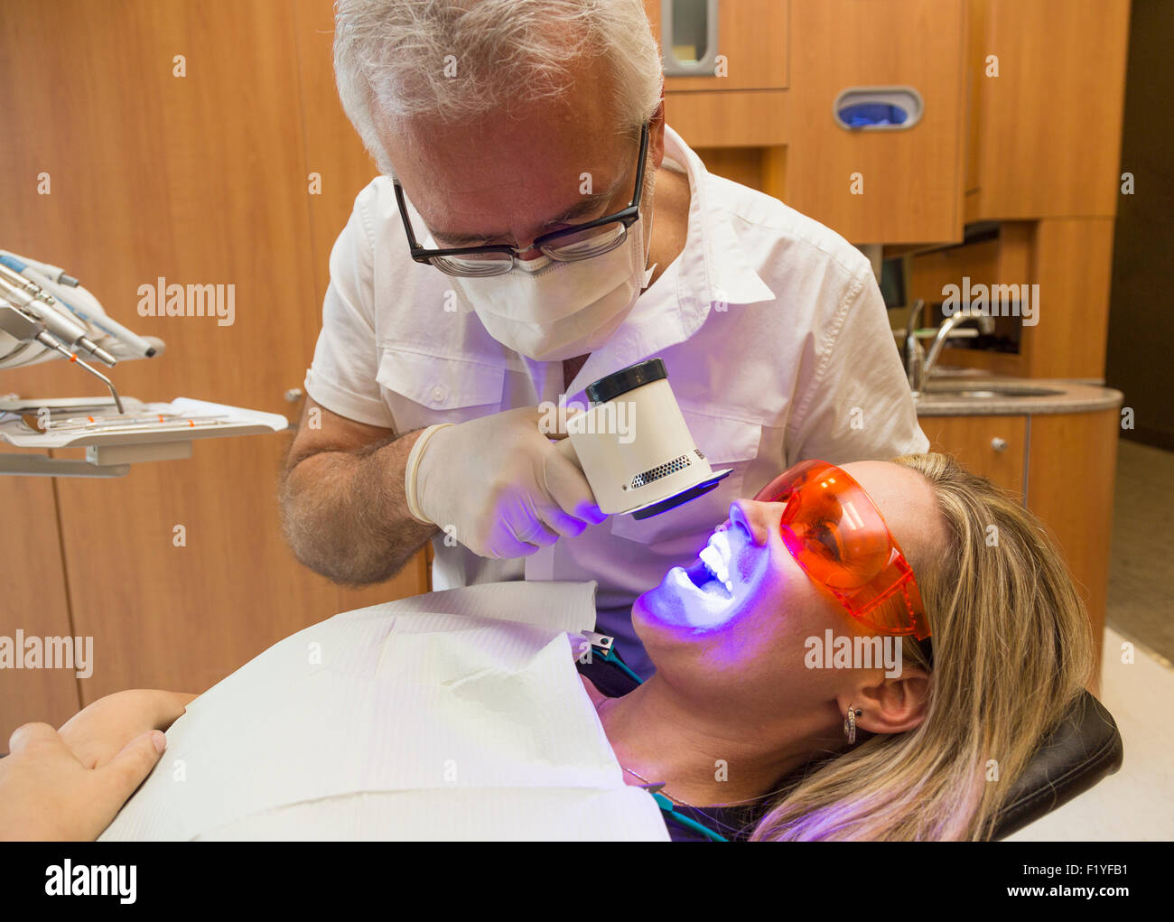 Canada clinic dentist woman hires stock photography and images Alamy