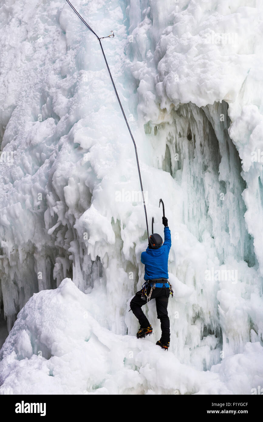 Ice and ice pick hires stock photography and images Alamy