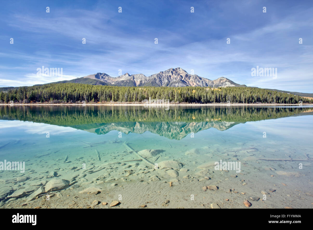 Patsy Lake Patricia lake hi-res stock photography and images - Alamy