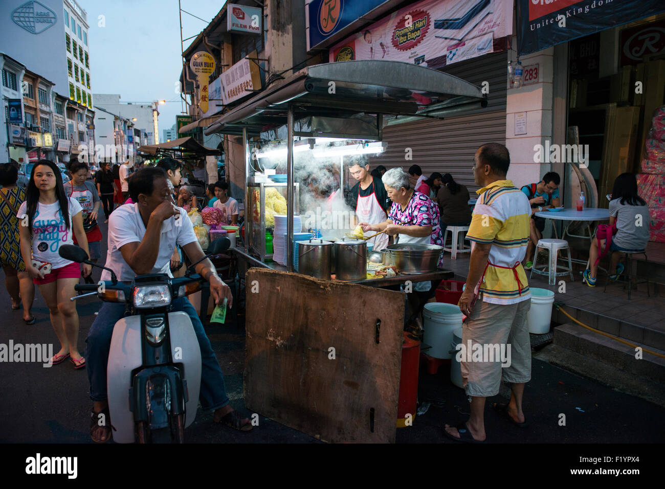 Street food stalls at the vibrant night market in Georgetown, Penang