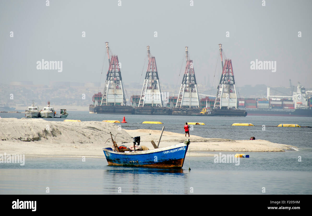 Harbor Luanda Angola – Stock Editorial Photo © TravelTelly #382258946