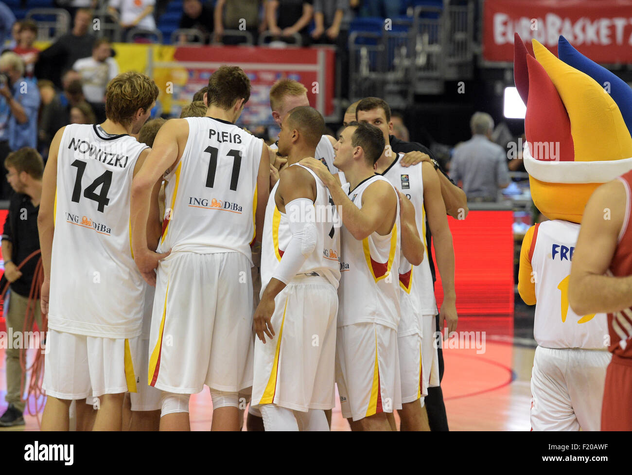 Berlin, Germany. 8th Sep, 2015. Germany's team stand together after the FIBA EuroBasket 2015 Group B match Germany vs Turkey in Berlin, Germany, 8 September 2015. Germany lost 75:80. Photo: Rainer Jensen/dpa/Alamy Live News Stock Photo