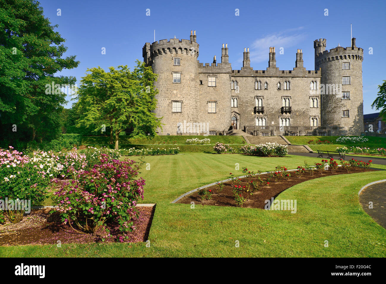 Ireland, County Kilkenny, Kilkenny, Kilkenny Castle with the Rose