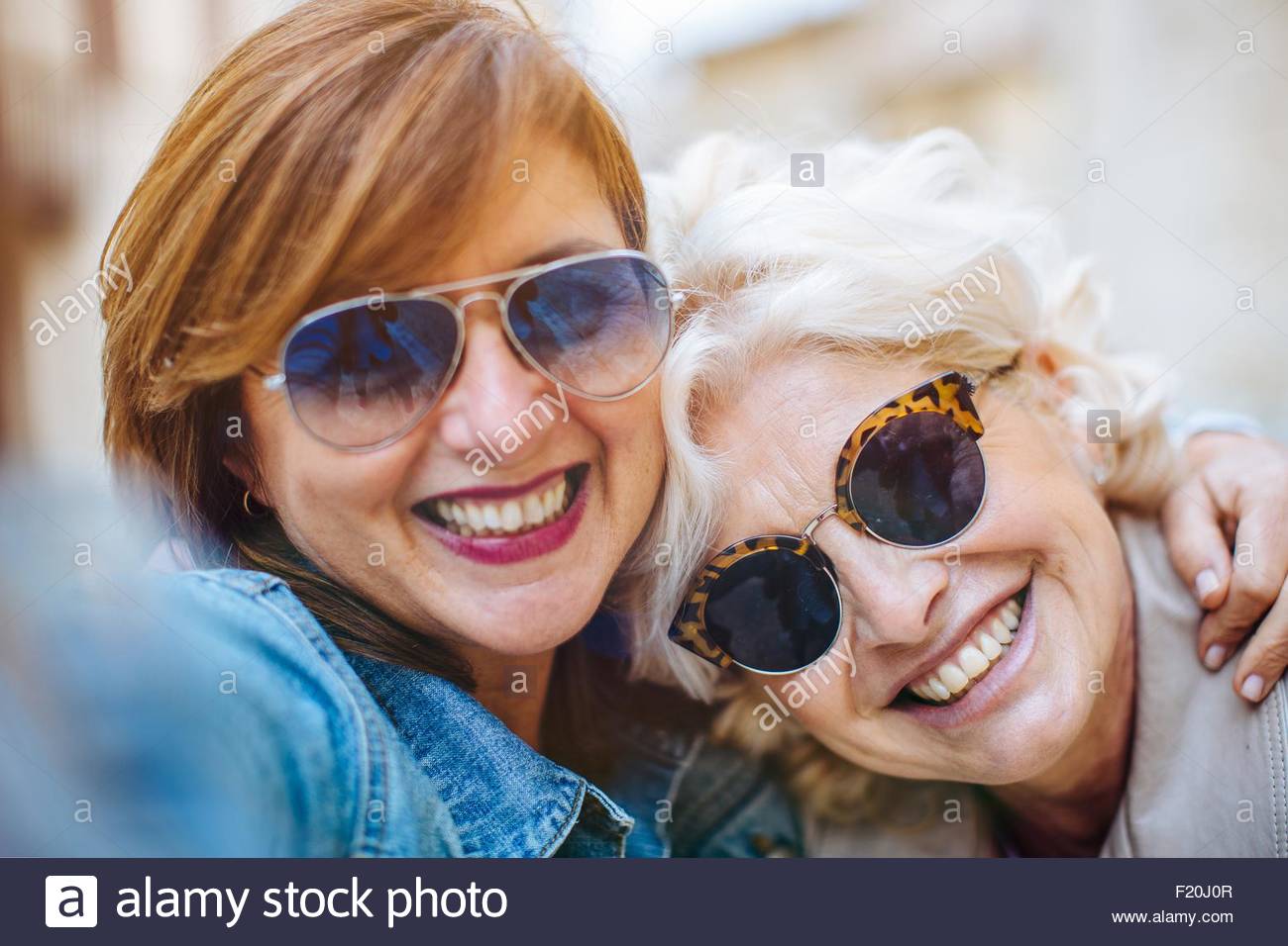 Only mature women pics Cum in mature pussy