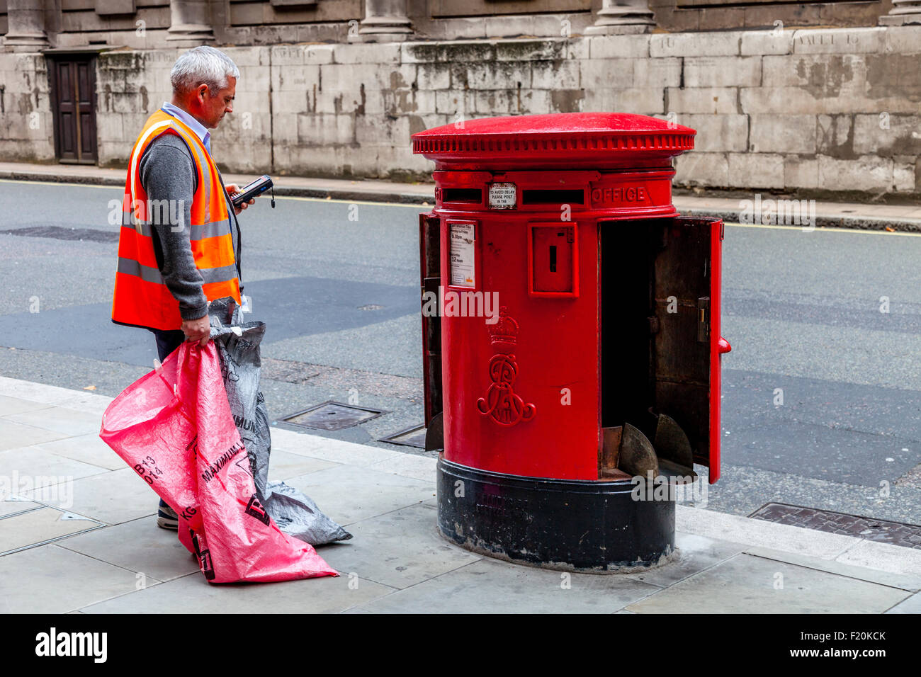 Royal mail post city hires stock photography and images Alamy