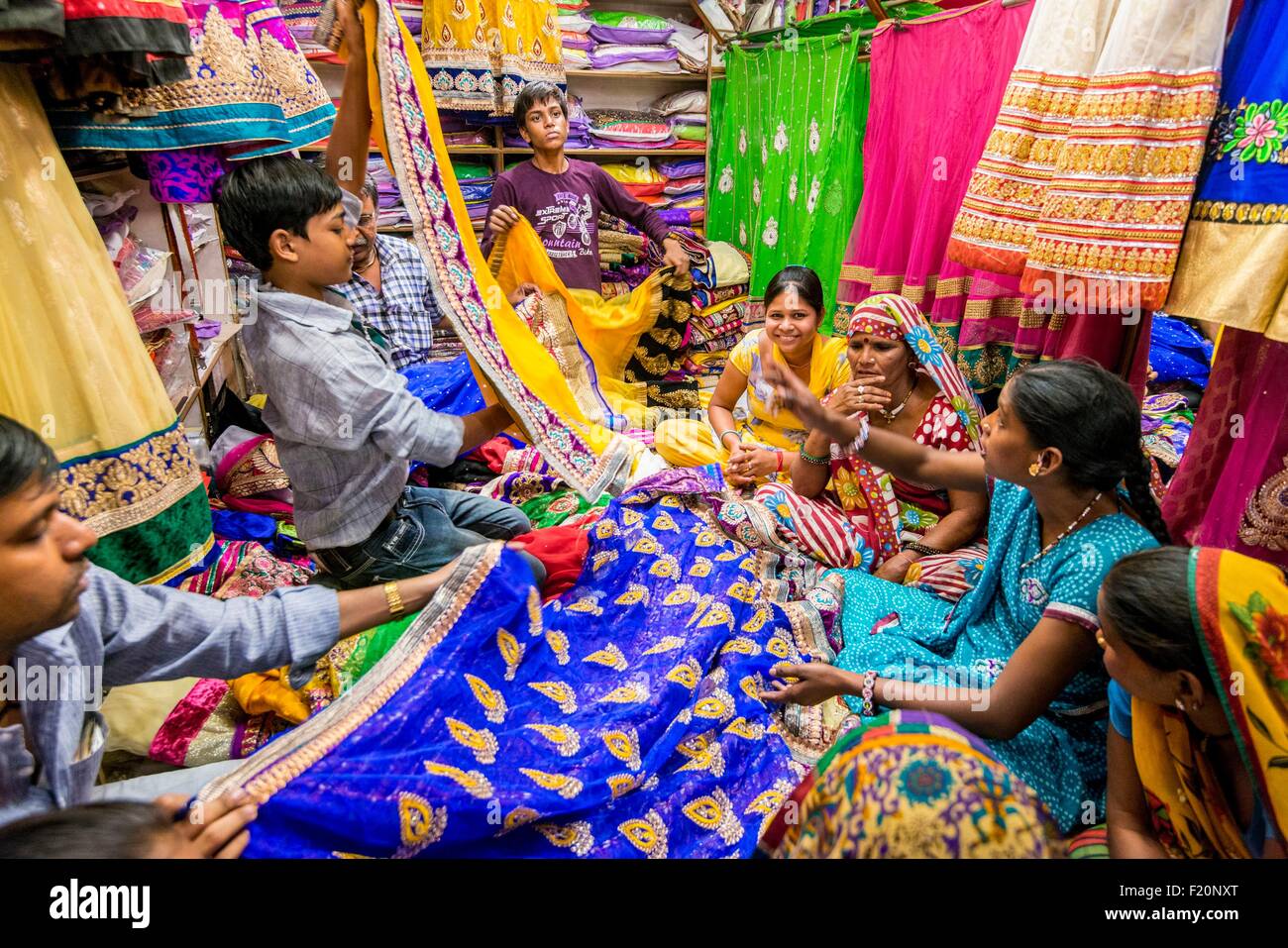 India, Rajasthan state, Jaipur, the Johari Bazar is the main market