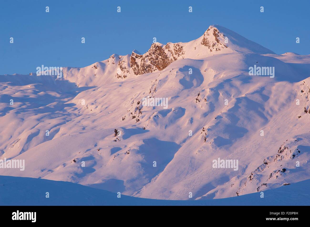 Switzerland, Ticino, ski mountaineering on Pizzo dell'Uomo above Passo Lucomagno Stock Photo