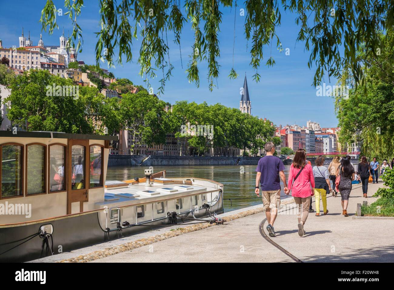 France, Rhone, Lyon, quay Marechal Joffre, classified historic site UNESCO world heritage, the Saone with a view of the basilica Notre-Dame-de-Fourviere, the church Saint-Georges and the footbridge Saint-Georges Stock Photo