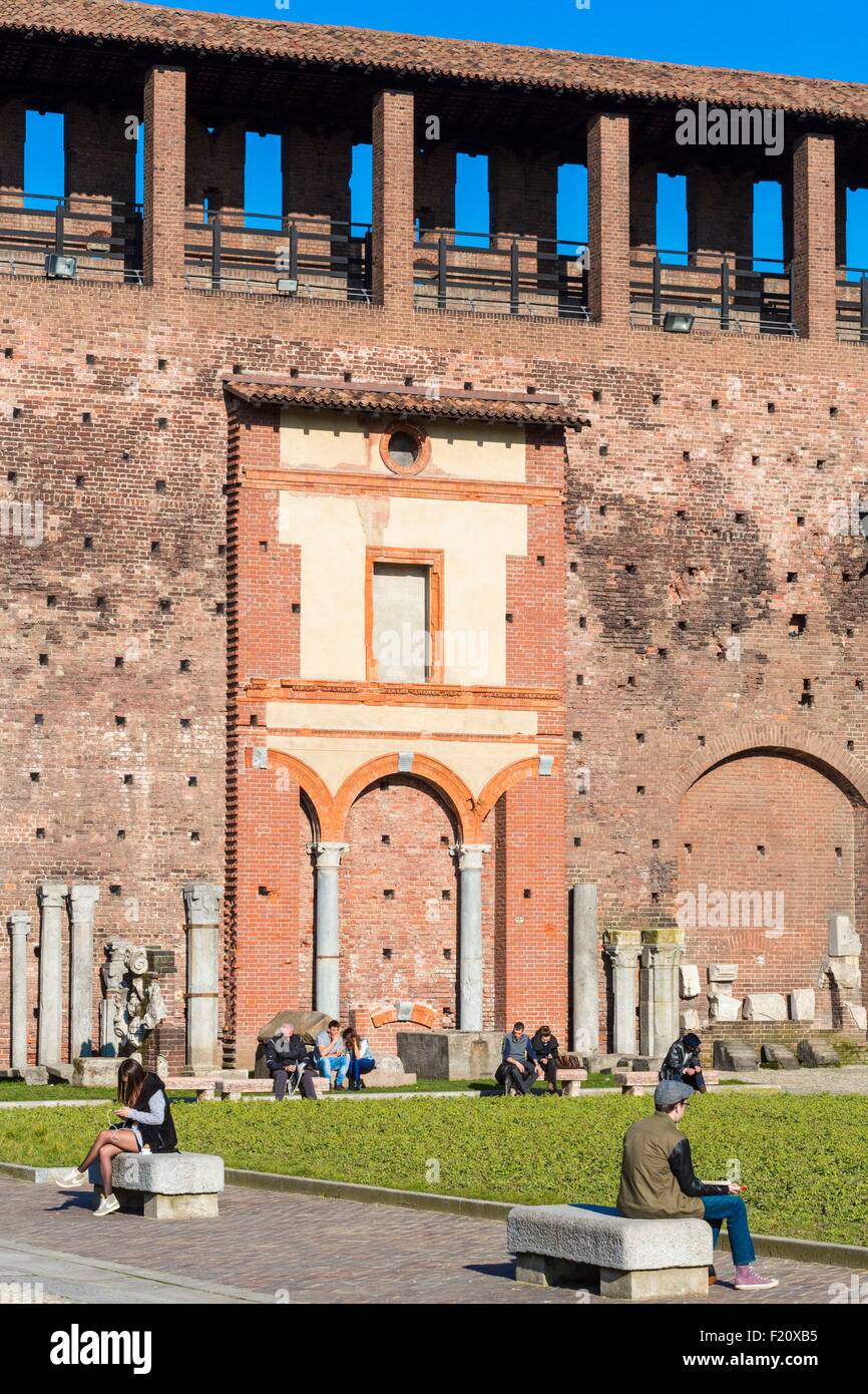 Italy, Lombardy, Milan, Castello Sforzesco (Sforza Castle) built in the 15th century by Francesco Sforza (Duke of Milan), courtyard Stock Photo
